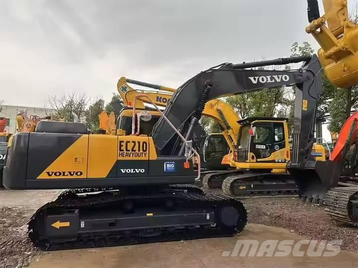 Volvo EC210D Pelle sur chenilles