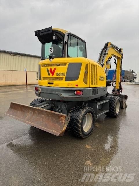 Wacker Neuson EW 65 Pelle sur pneus