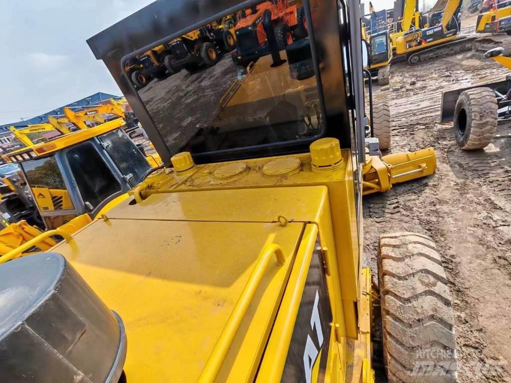 CAT 140 H Niveleuse