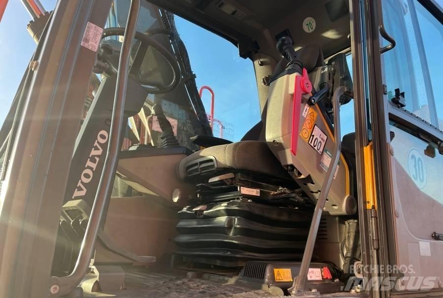 Volvo EW 160 E Pelle sur pneus