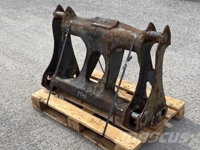 Volvo L 120 F Attache rapide pour godet