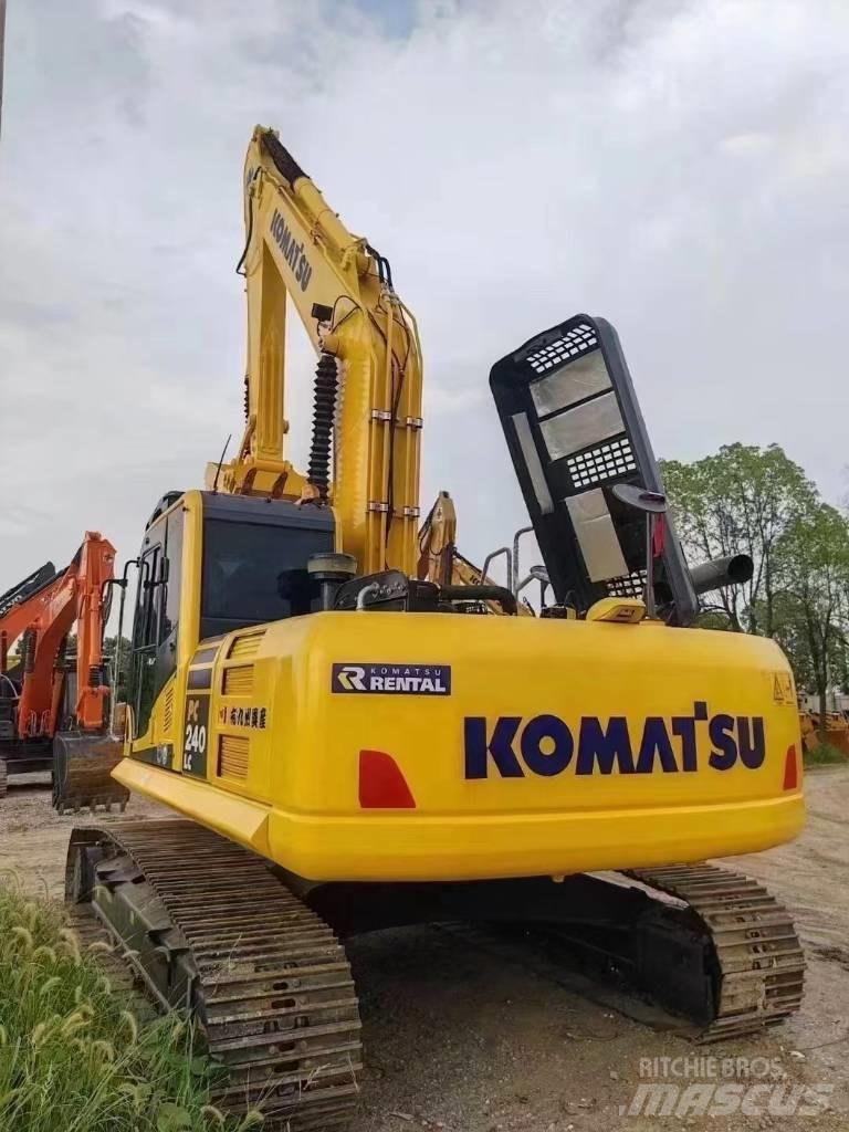 Komatsu 240LC-8 Pelle sur chenilles