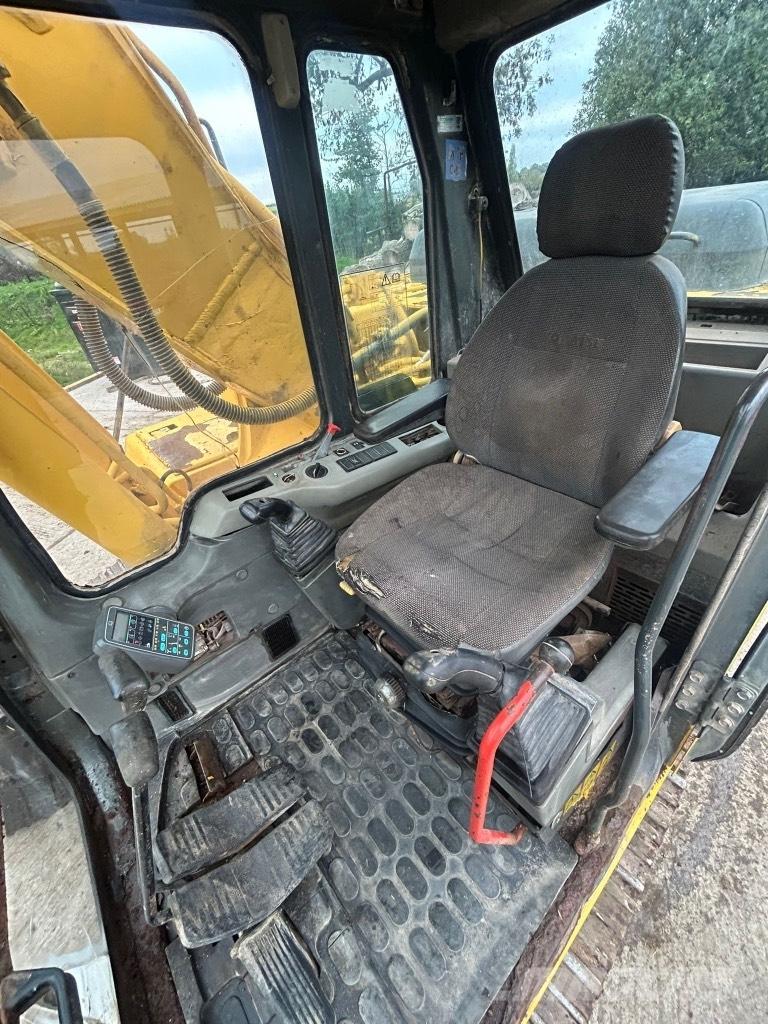 Komatsu PC 210-6K Pelle sur chenilles