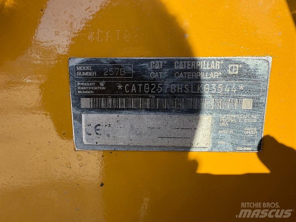 CAT 257 B Chargeuse sur chenilles