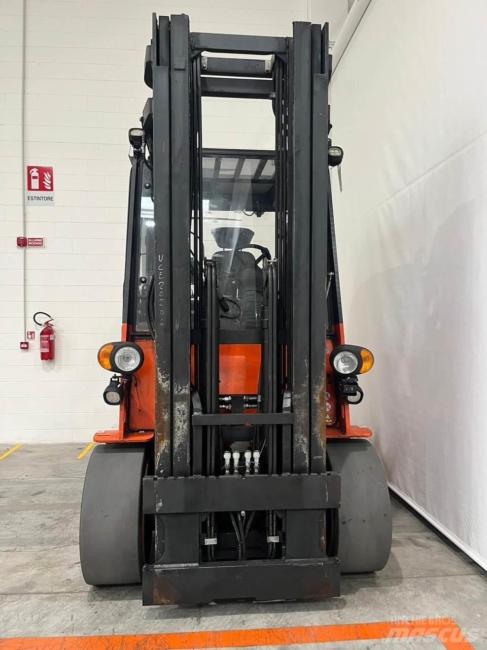  Z70H Chariots élévateurs électriques
