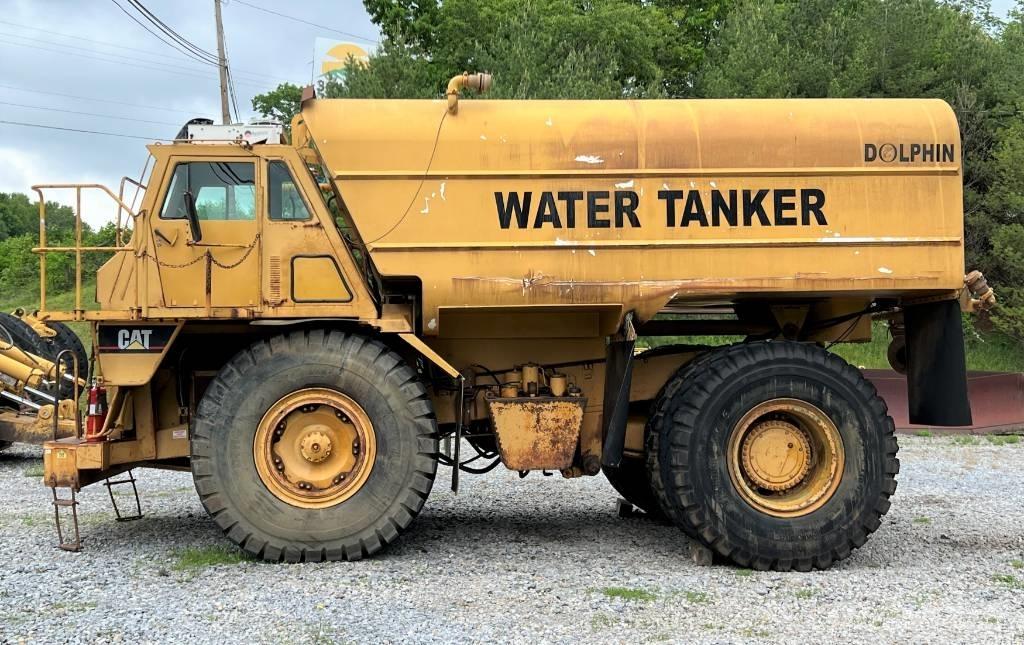 CAT 773 B Camion citerne à eau