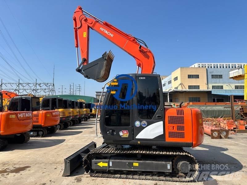 Hitachi ZX70 Pelle sur chenilles