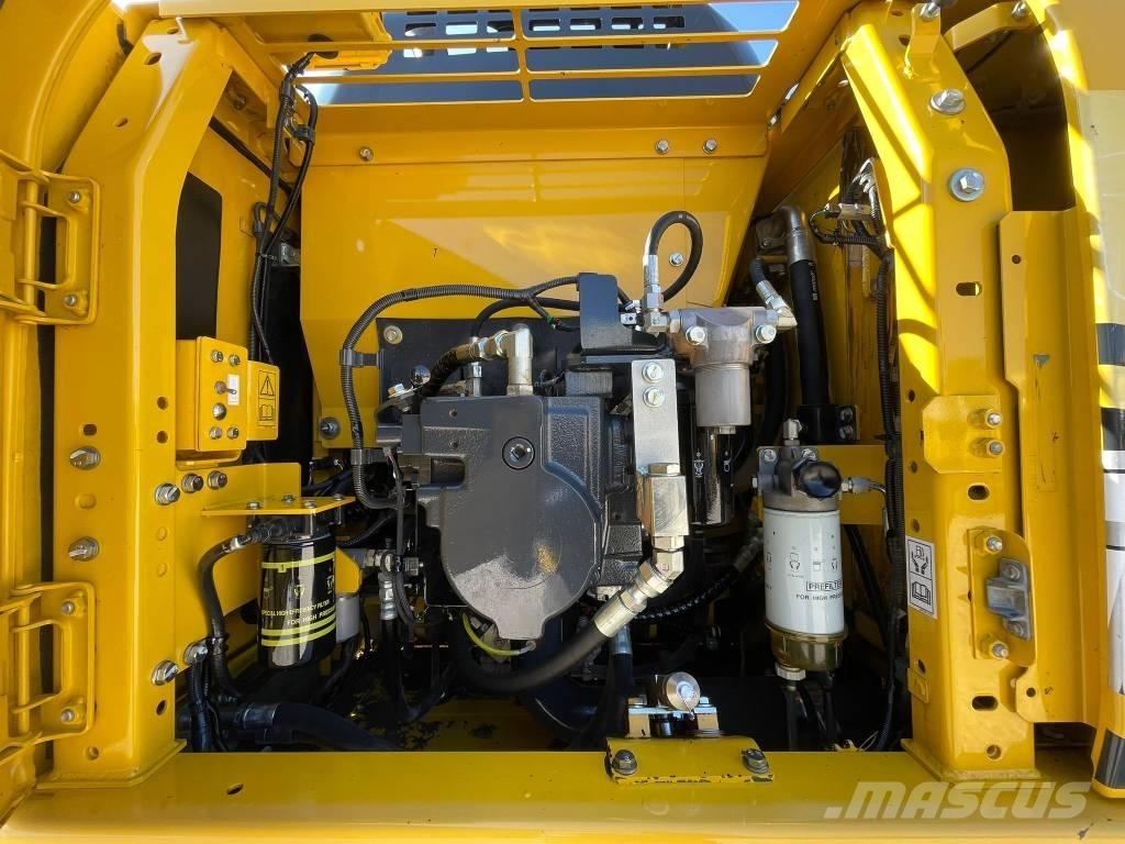 Komatsu HB215LC-2 Pelle sur chenilles