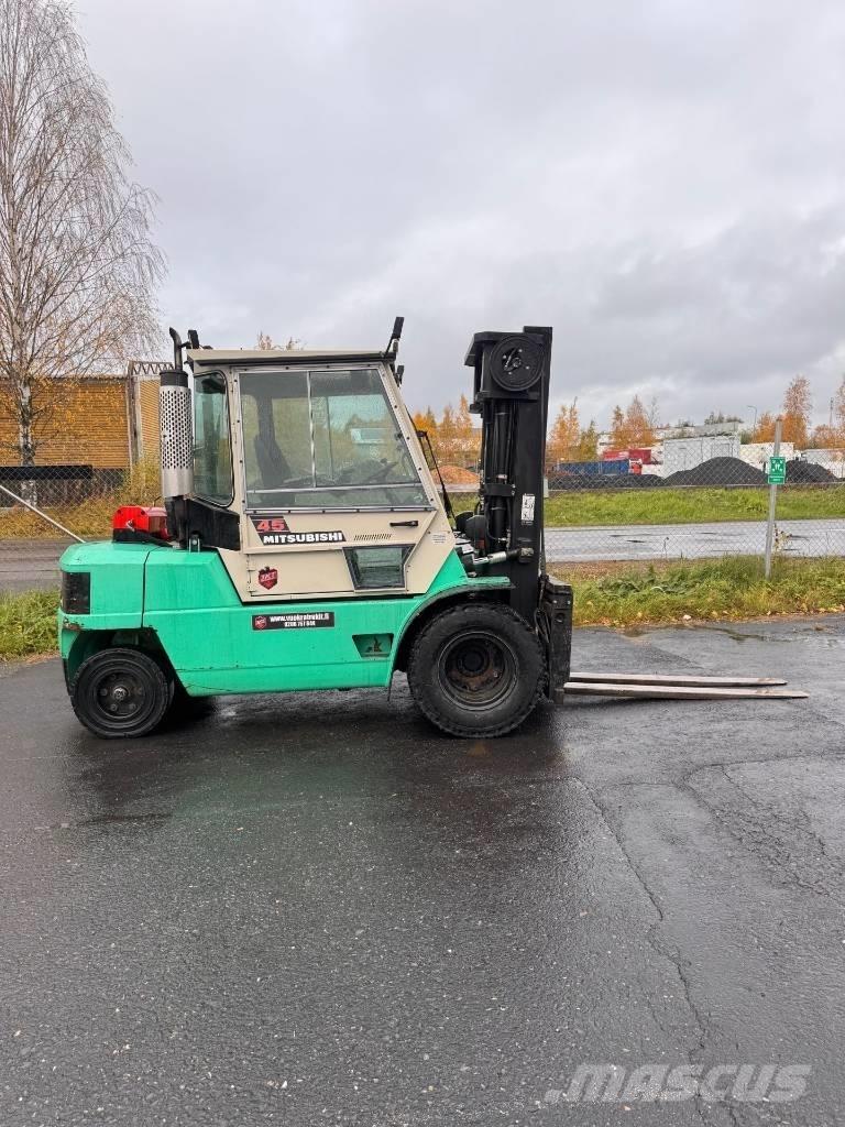 Mitsubishi FD 45 Chariots diesel