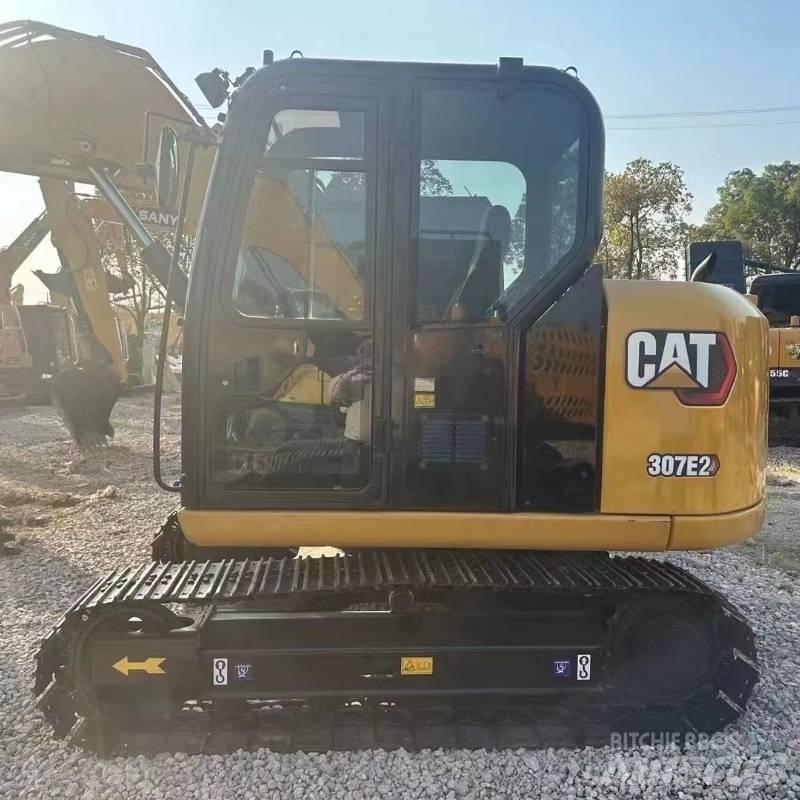 CAT 307E2 Pelle sur chenilles