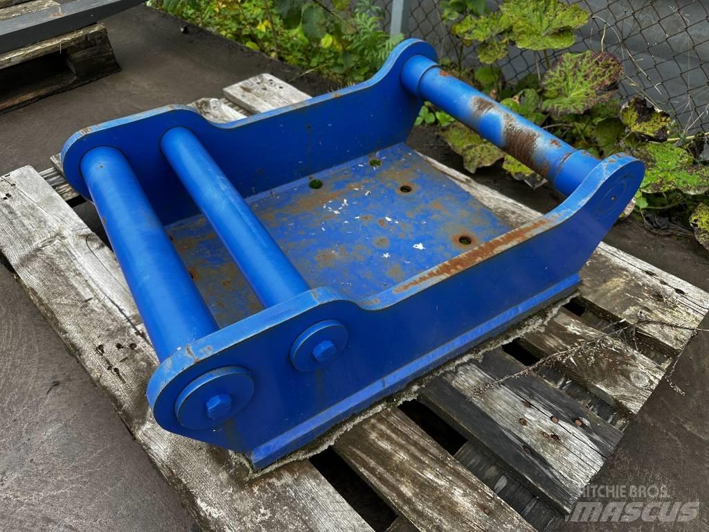  S60/S70 Kombifäste Attache rapide pour godet