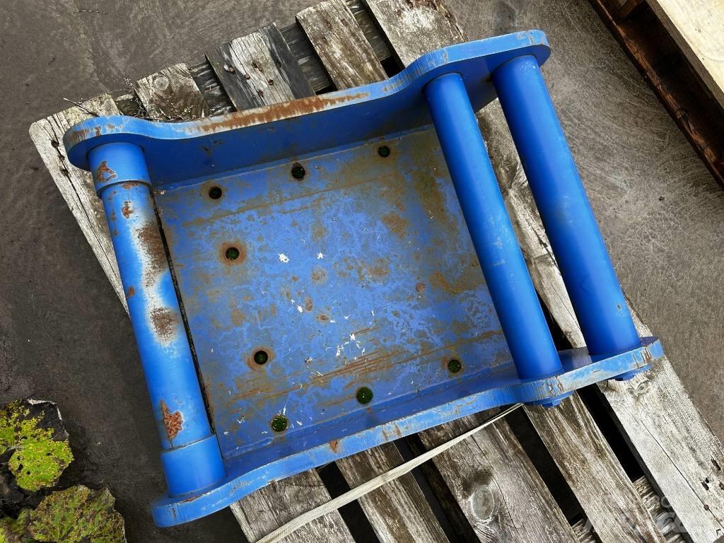  S60/S70 Kombifäste Attache rapide pour godet