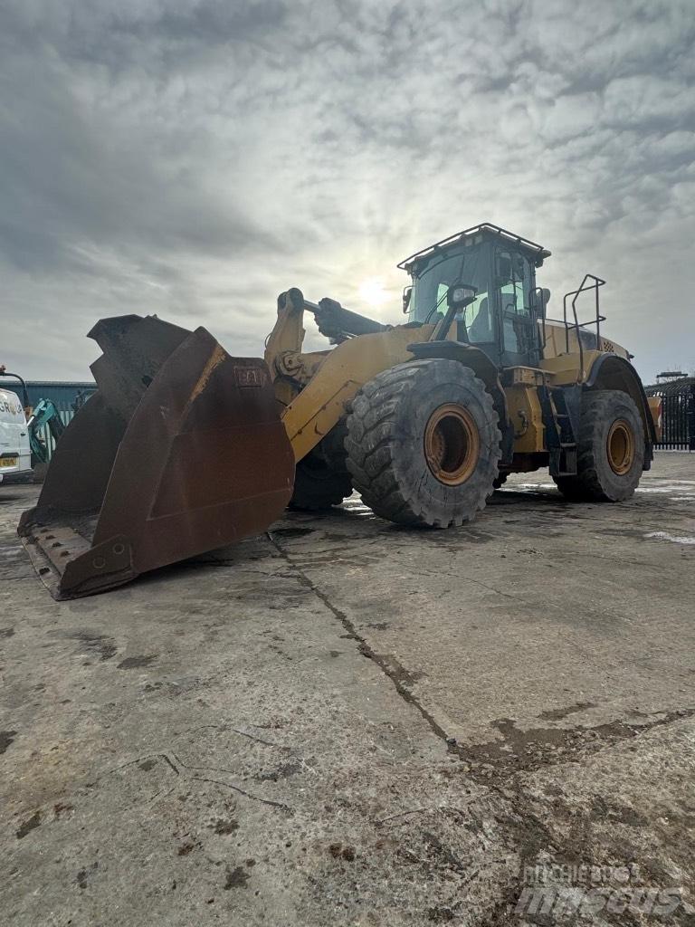 CAT 972 M Chargeuse sur pneus