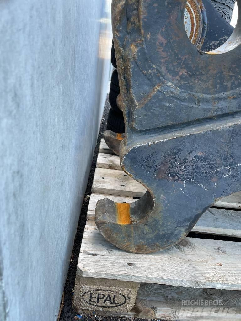  kleppmek KM3 ? Attache rapide pour godet