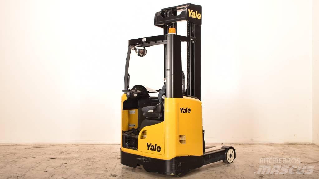Hyster MR 14 Chariot à mât rétractable