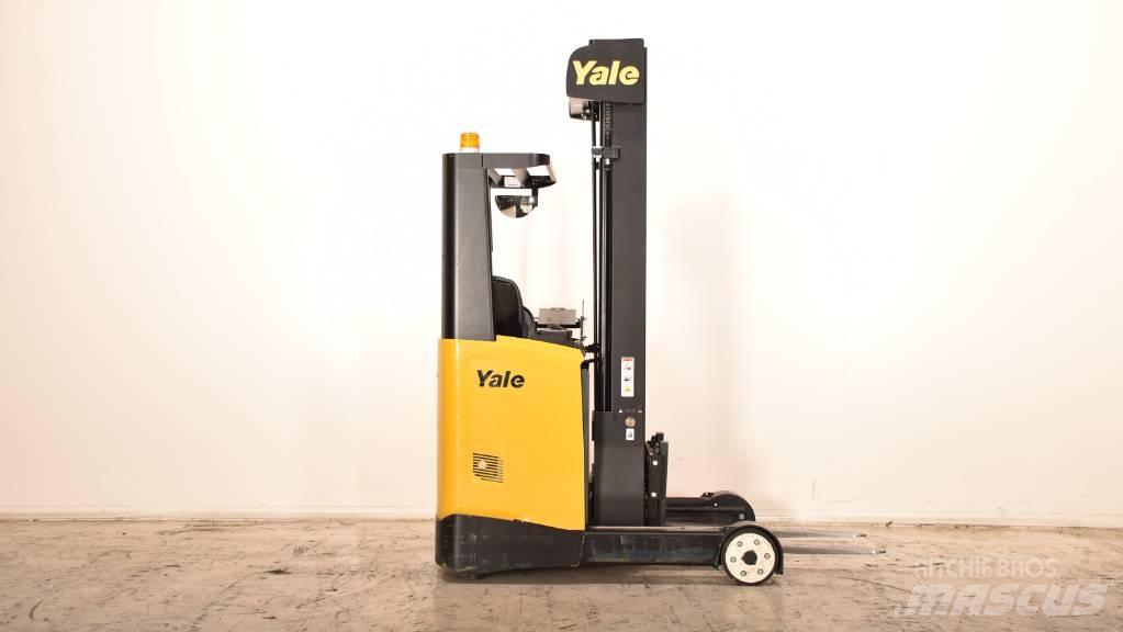 Hyster MR 14 Chariot à mât rétractable
