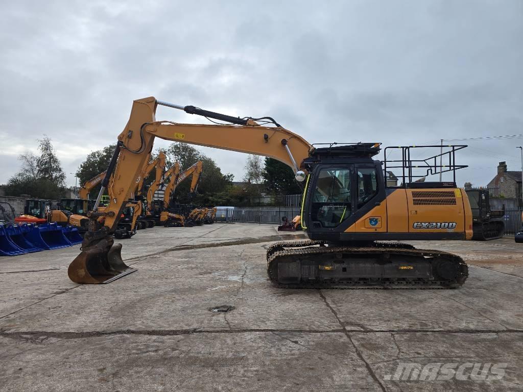CASE CX 210 D Pelle sur chenilles