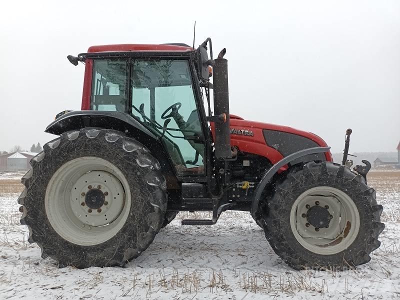 Valtra A 93 HITECH Tracteur