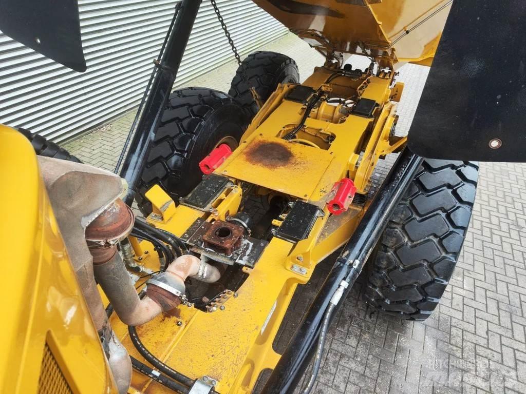 CAT 725 C2 6x6 Tombereau articulé