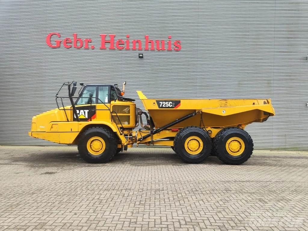 CAT 725 C2 6x6 Tombereau articulé