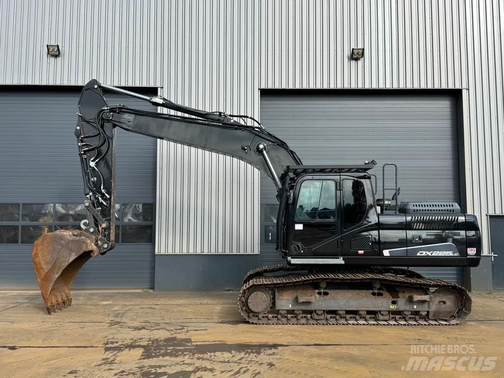 Doosan DX225LC-5 Pelle sur chenilles