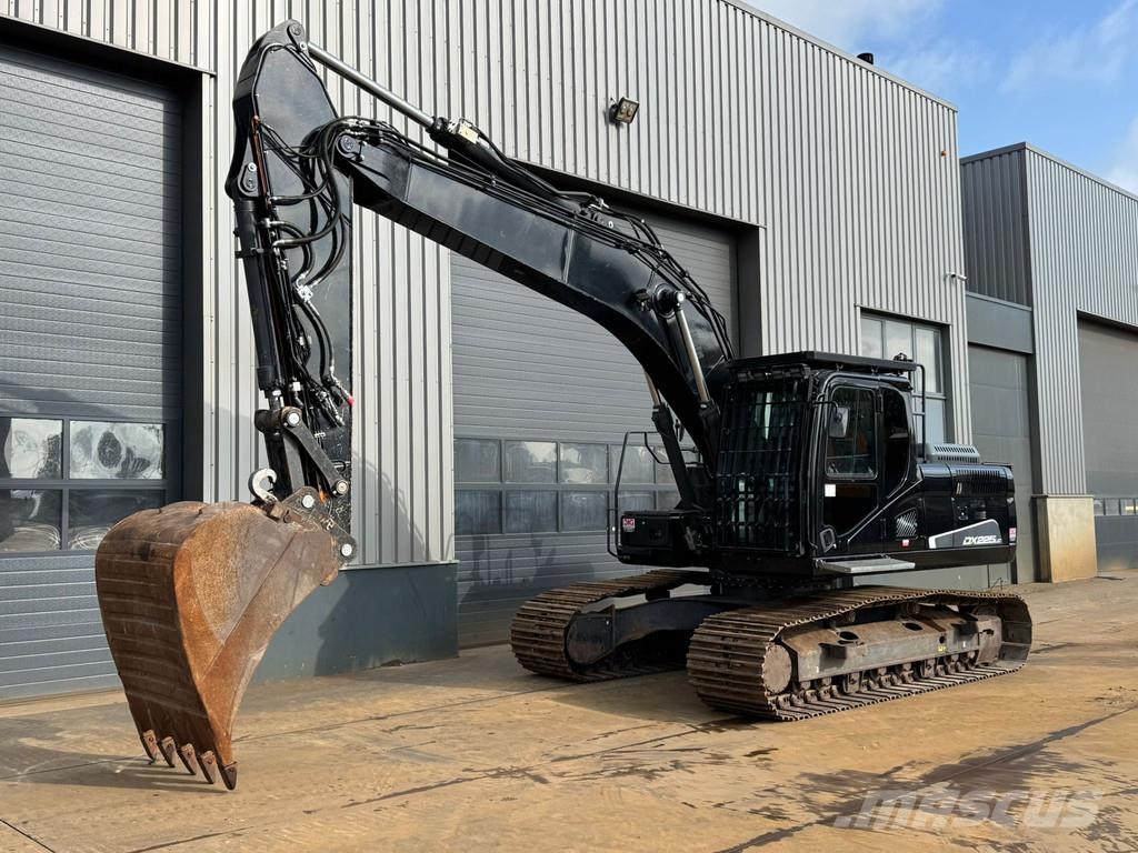 Doosan DX225LC-5 Pelle sur chenilles