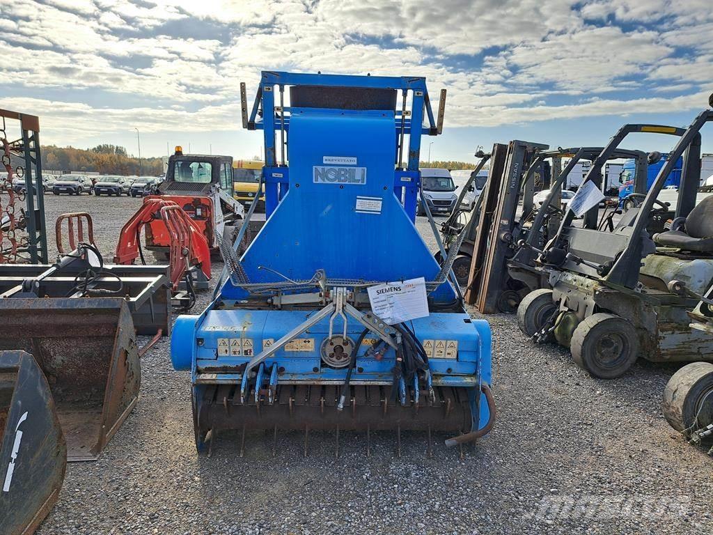 Nobili TRP 145 RT Dérouleuse, pailleuse