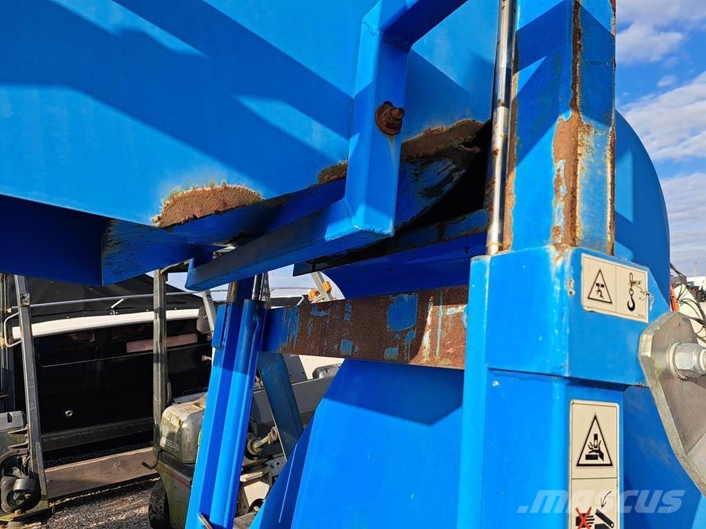 Nobili TRP 145 RT Dérouleuse, pailleuse
