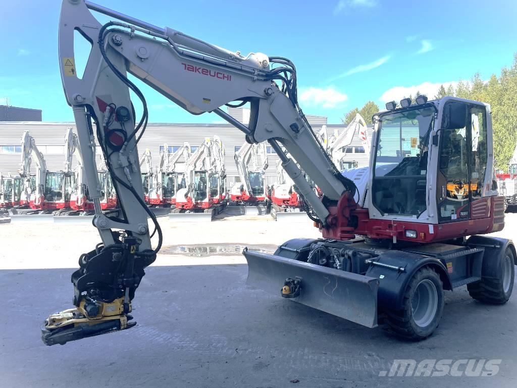 Takeuchi TB 295 W Pelle sur pneus