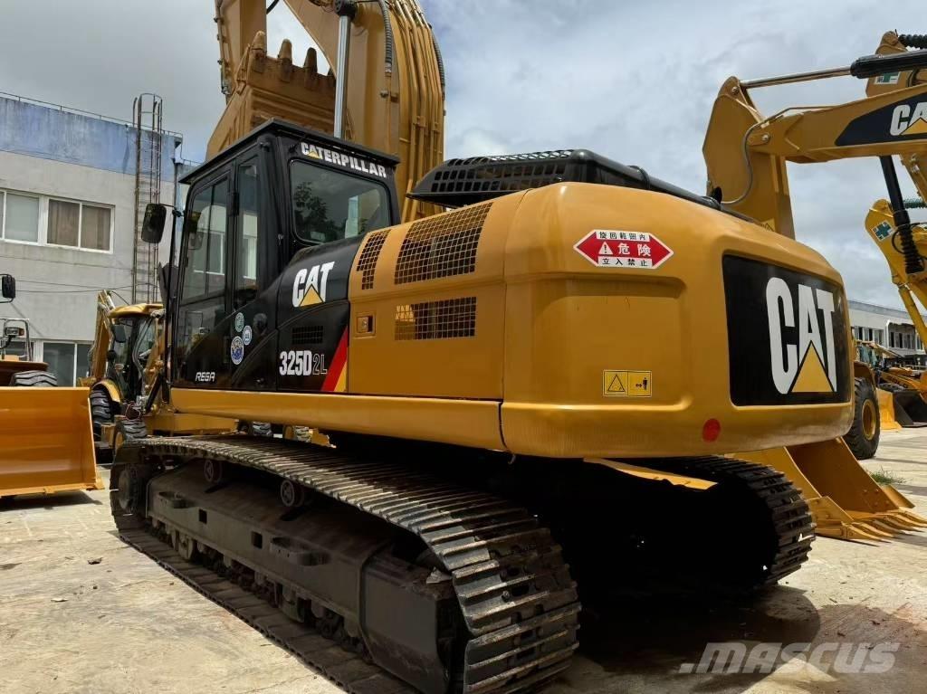 CAT 325 D L Pelle sur chenilles