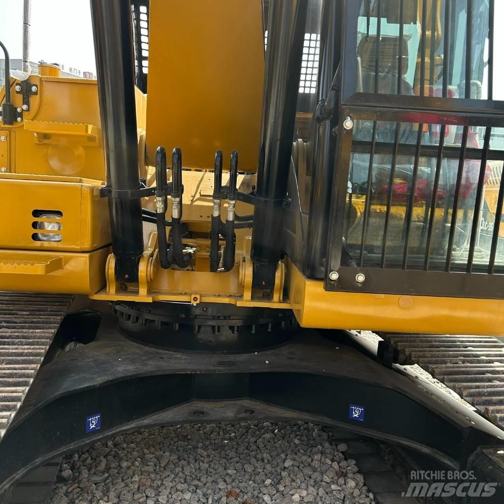 CAT 320 D Pelle sur chenilles
