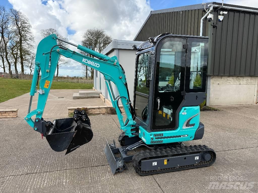Kobelco SK17SR-3E Mini pelle < 7t