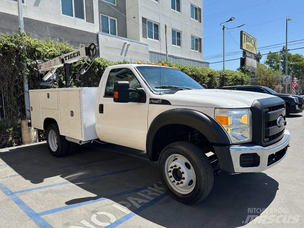 Ford F 550 SD Camions et véhicules municipaux