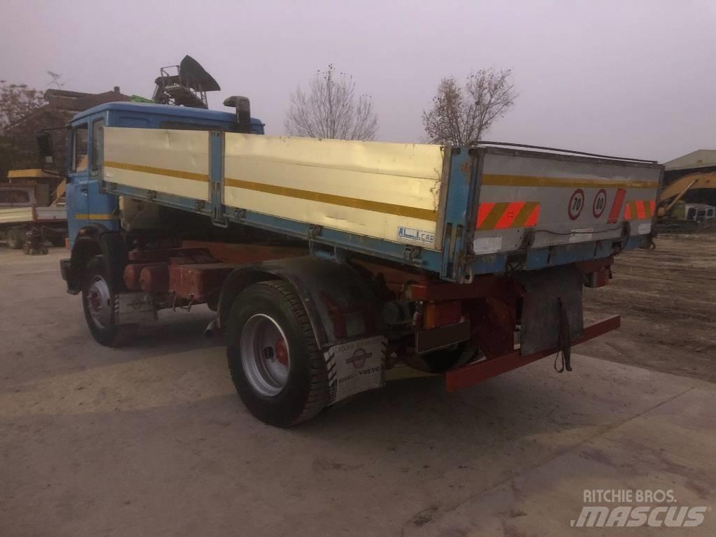 Iveco 150-17 Camion benne
