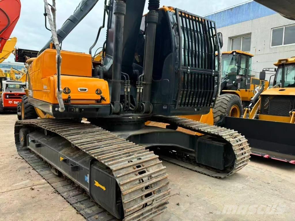 Hyundai R220LC-9S Mini pelle 7t-12t