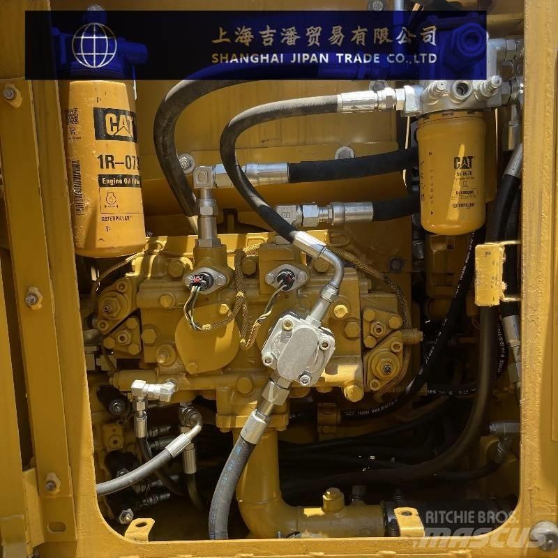 CAT 312 D Pelle sur chenilles