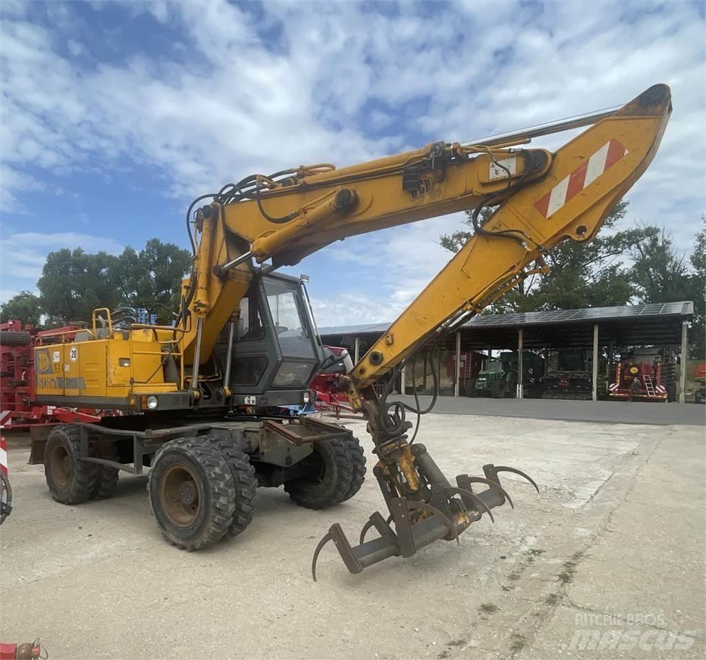 JCB 130 W Pelle sur pneus
