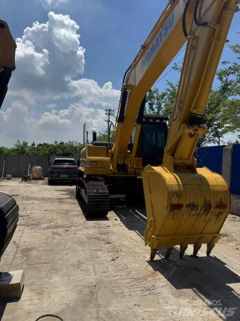 Komatsu PC 200 8N Pelle sur chenilles