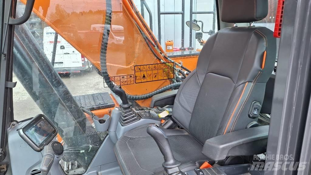 Doosan DX210LC-7 Pelle sur chenilles