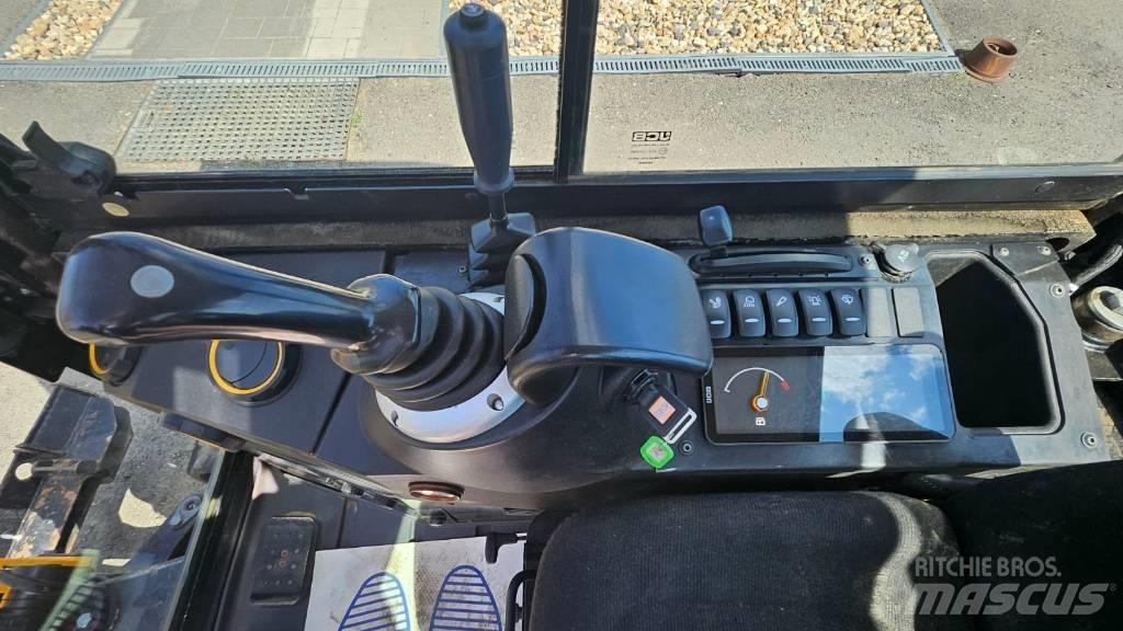 JCB 19 C-1 Mini pelle < 7t