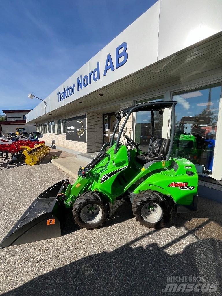 Avant 423 Chargeuse compacte