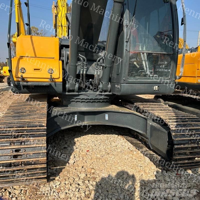 Hyundai 215VS Pelle sur chenilles