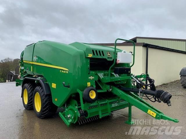 John Deere C441 R Presse à balle ronde