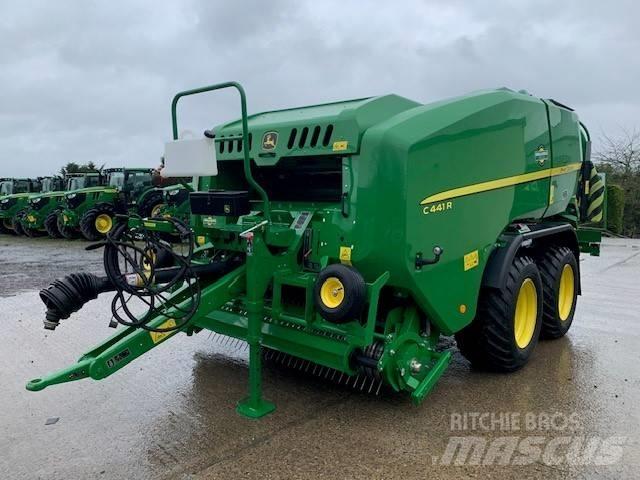 John Deere C441 R Presse à balle ronde