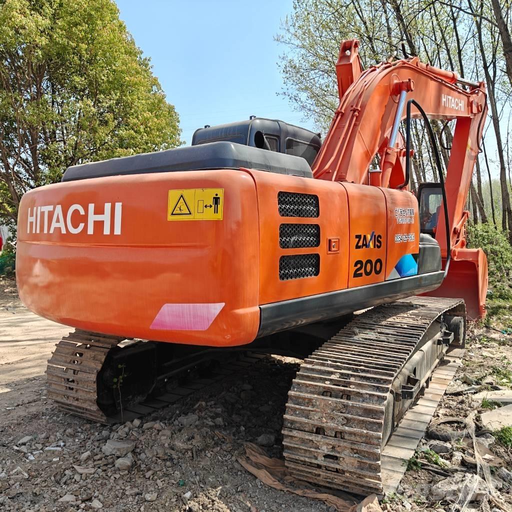 Hitachi ZX200 Pelle sur chenilles