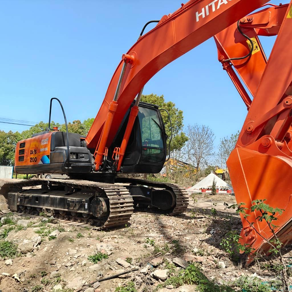 Hitachi ZX200 Pelle sur chenilles