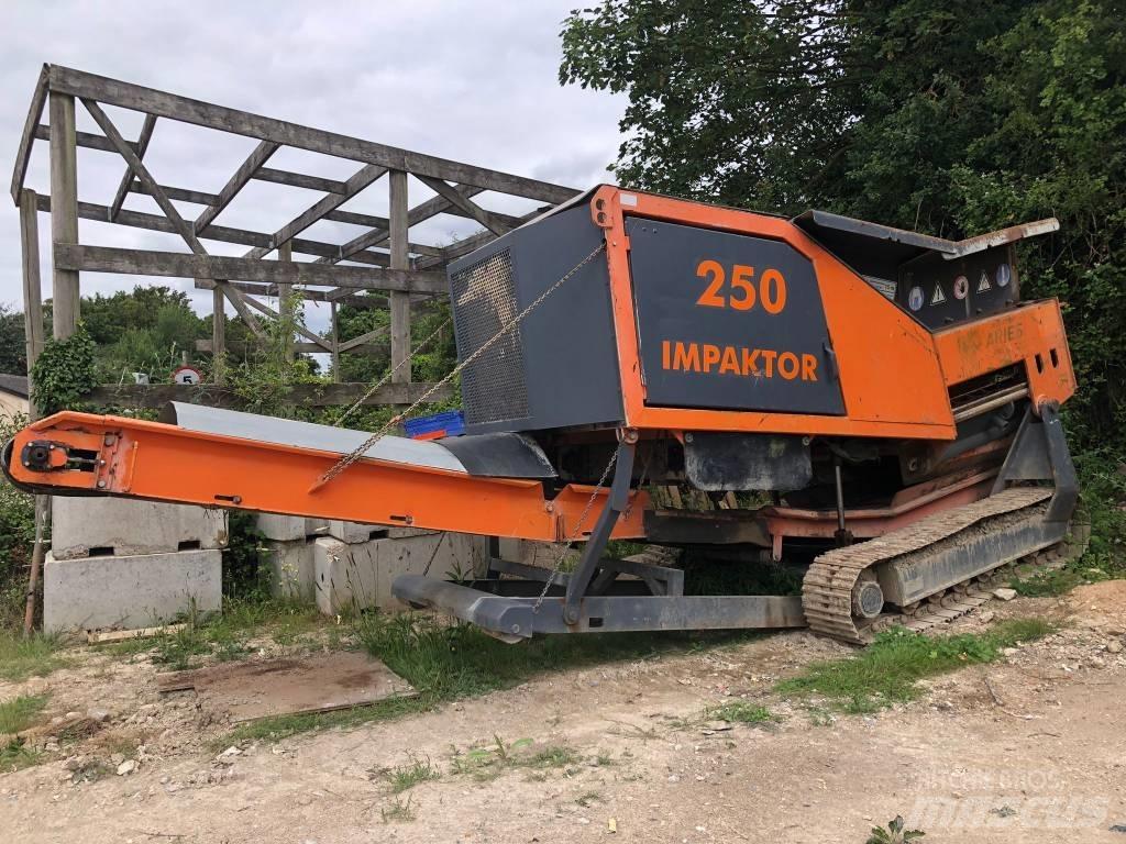 Arjes Impaktor 250 Concasseur mobile