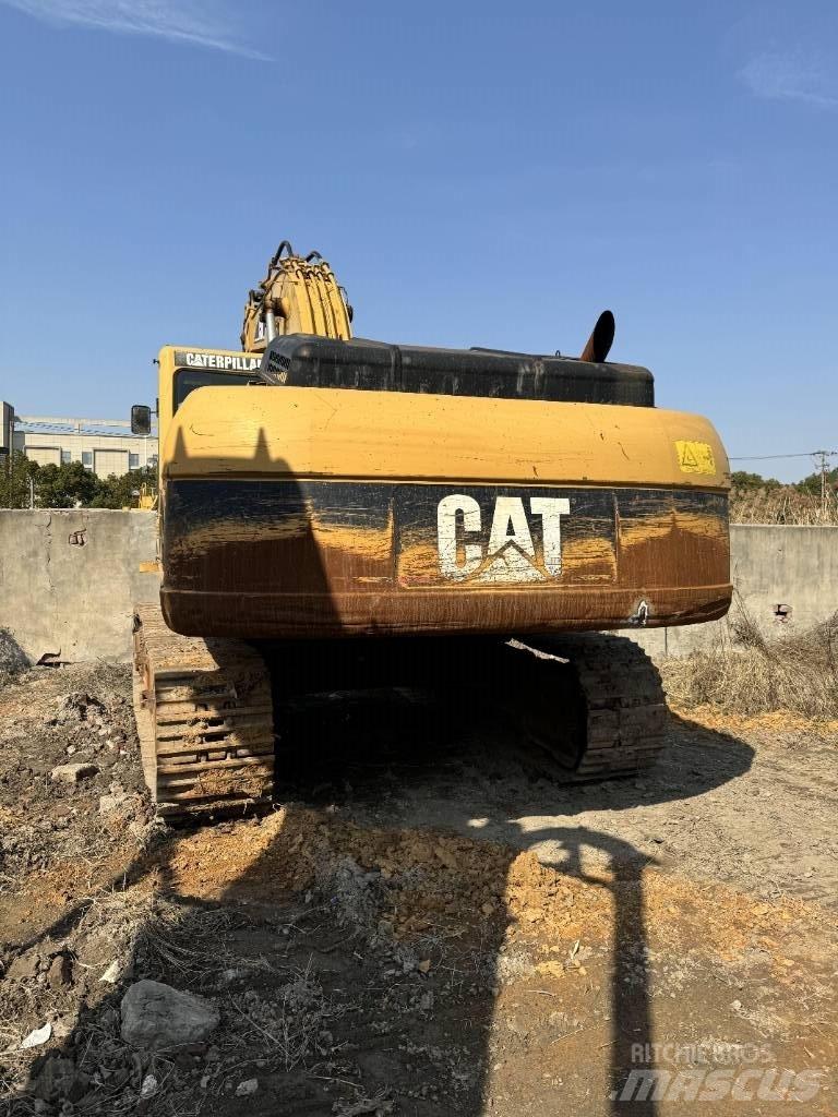 CAT 330C Pelle sur chenilles