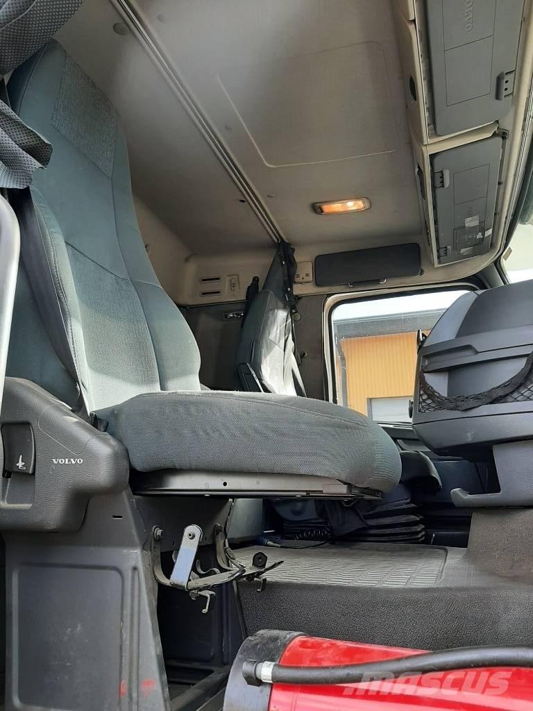 Volvo FH 13 Camion porte container
