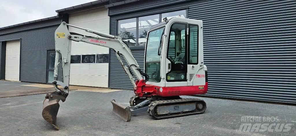 Takeuchi TB016 Mini pelle < 7t